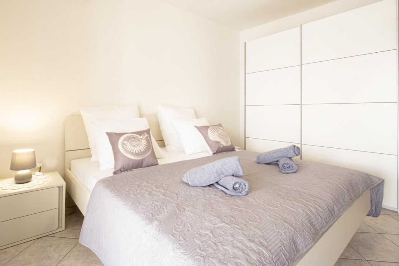 Apartment Bepic Quiet Location On A Beautiful Bay Metajna