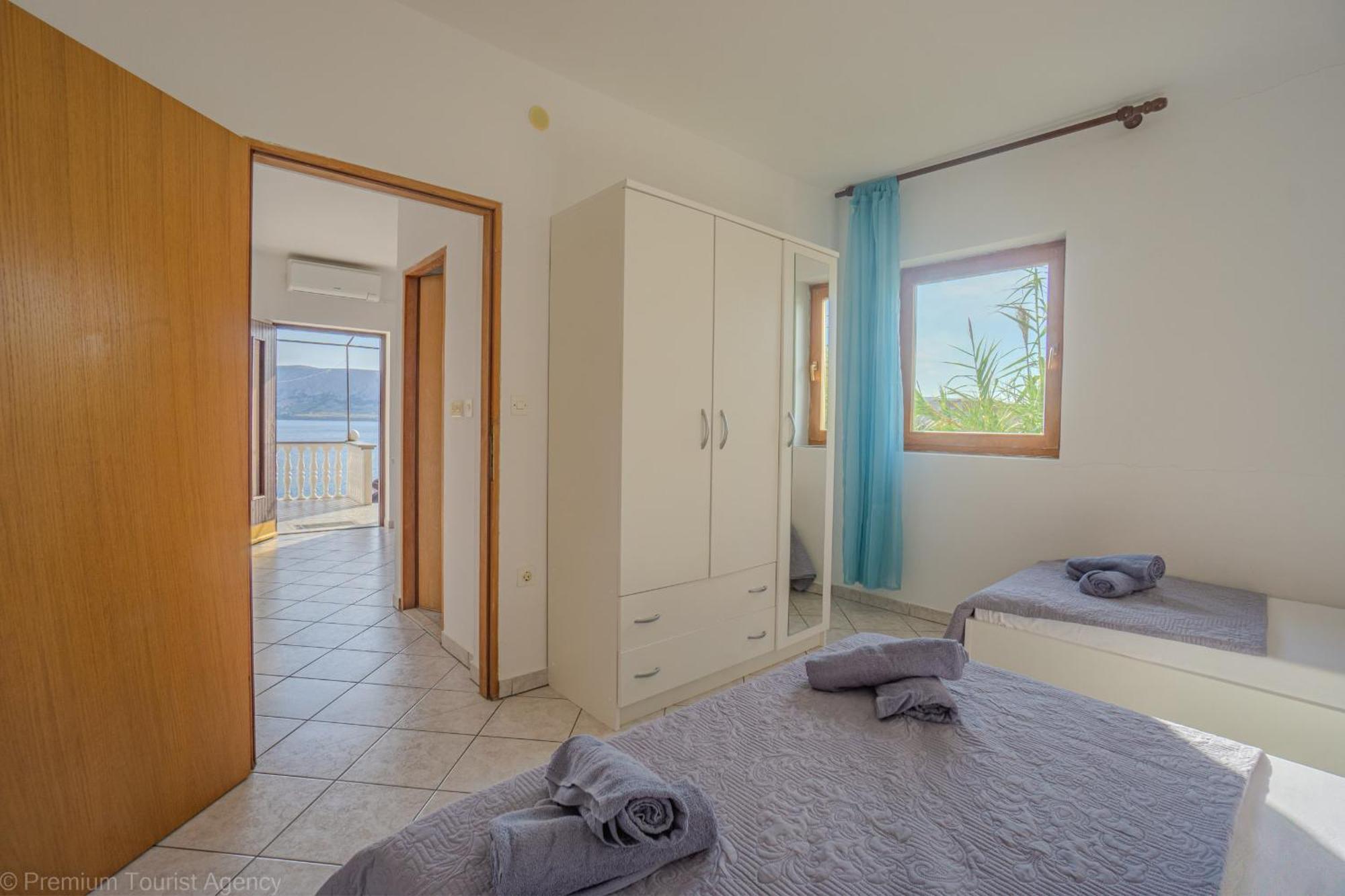 Bepic Quiet Location On A Beautiful Bay *